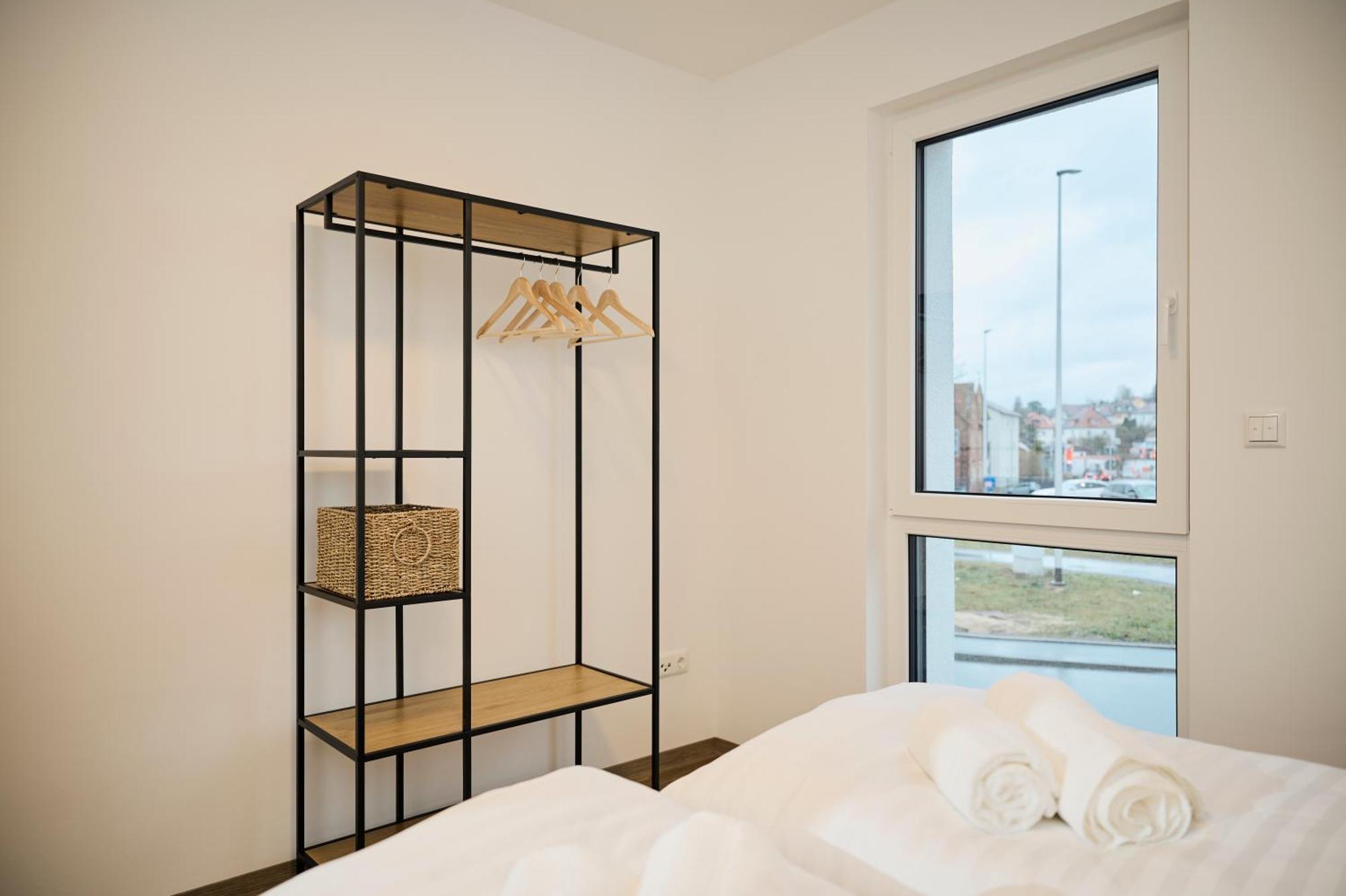 Moderne Apartments Mit Highspeed-Wlan Und Gratis-Tiefgarage Ihr Perfekter Rueckzugsort Nahe Dem Zentrum Und Der Therme I Barrierearm Μπαντ Κίσινγκεν Εξωτερικό φωτογραφία