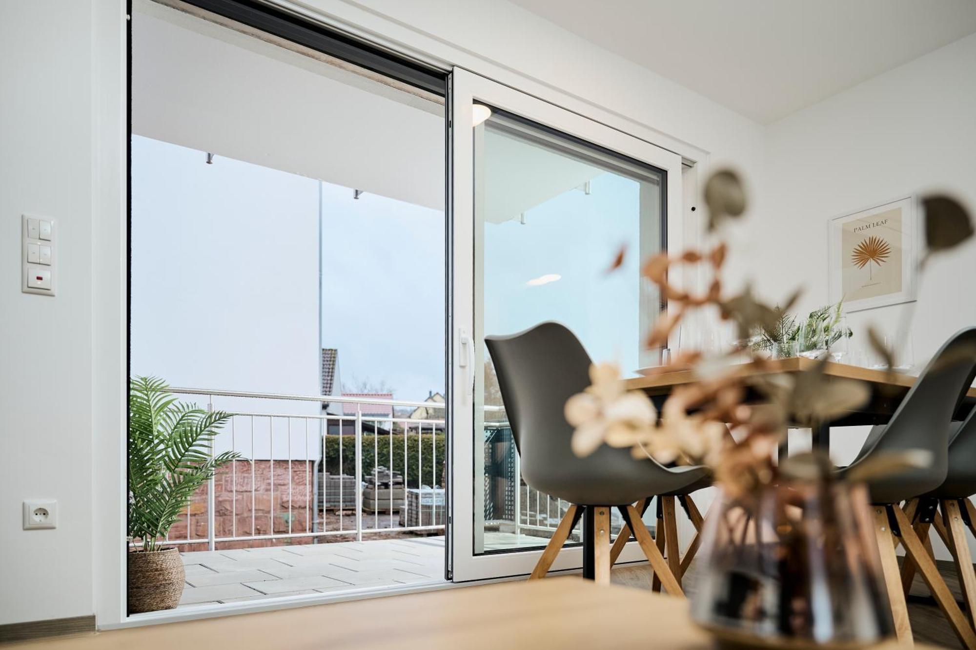 Moderne Apartments Mit Highspeed-Wlan Und Gratis-Tiefgarage Ihr Perfekter Rueckzugsort Nahe Dem Zentrum Und Der Therme I Barrierearm Μπαντ Κίσινγκεν Εξωτερικό φωτογραφία
