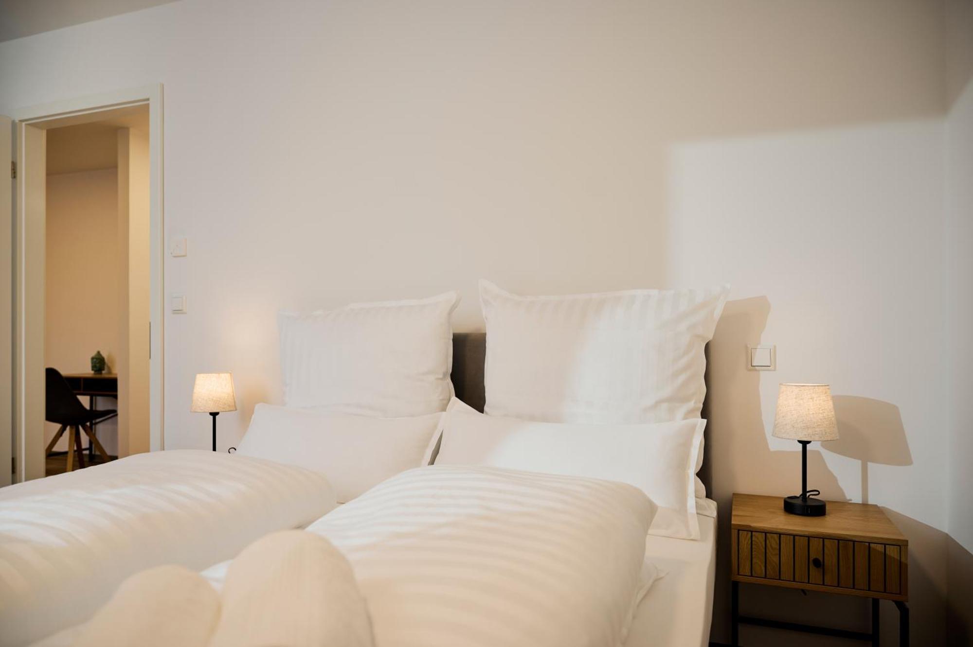 Moderne Apartments Mit Highspeed-Wlan Und Gratis-Tiefgarage Ihr Perfekter Rueckzugsort Nahe Dem Zentrum Und Der Therme I Barrierearm Μπαντ Κίσινγκεν Εξωτερικό φωτογραφία