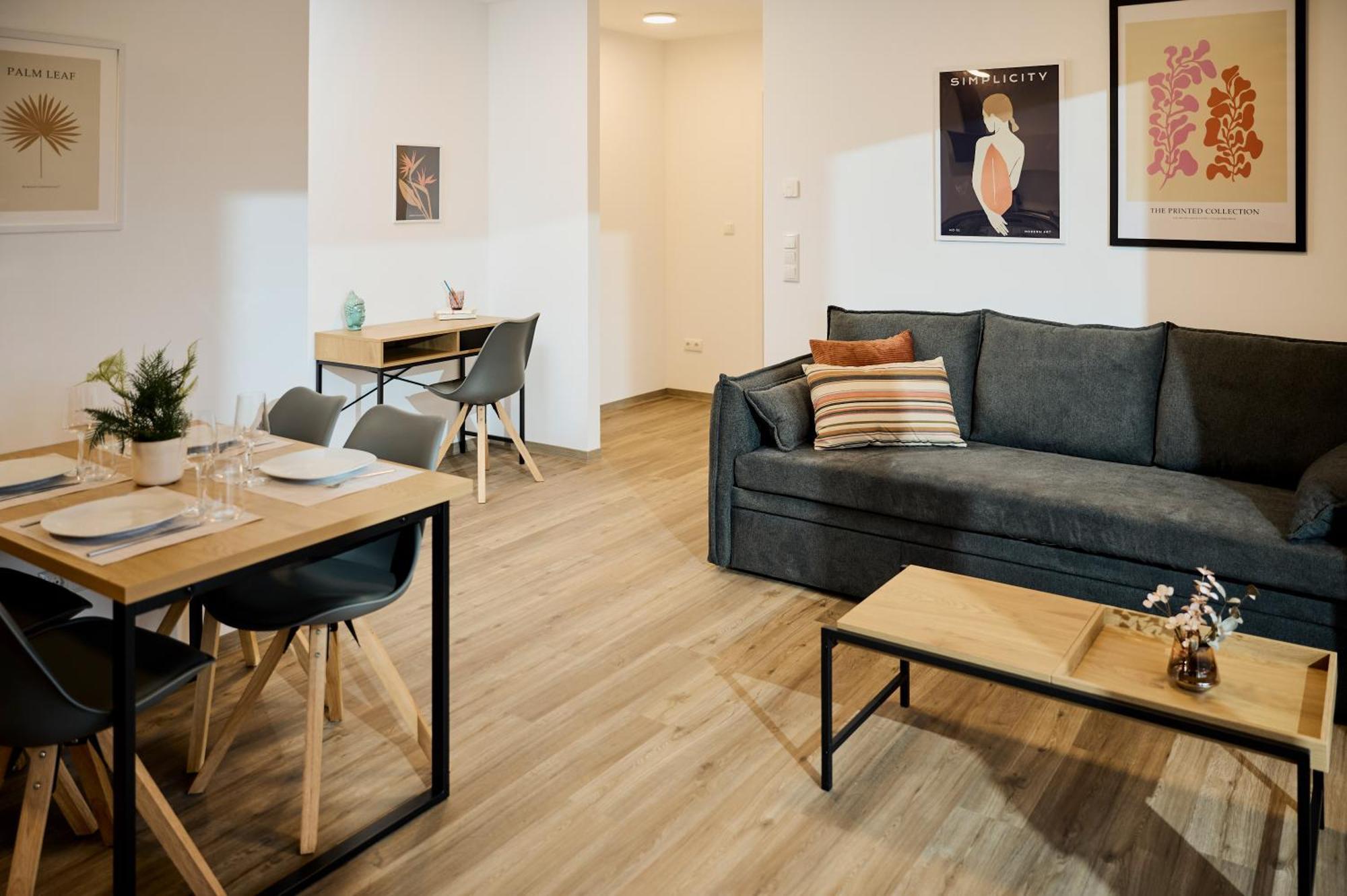 Moderne Apartments Mit Highspeed-Wlan Und Gratis-Tiefgarage Ihr Perfekter Rueckzugsort Nahe Dem Zentrum Und Der Therme I Barrierearm Μπαντ Κίσινγκεν Εξωτερικό φωτογραφία
