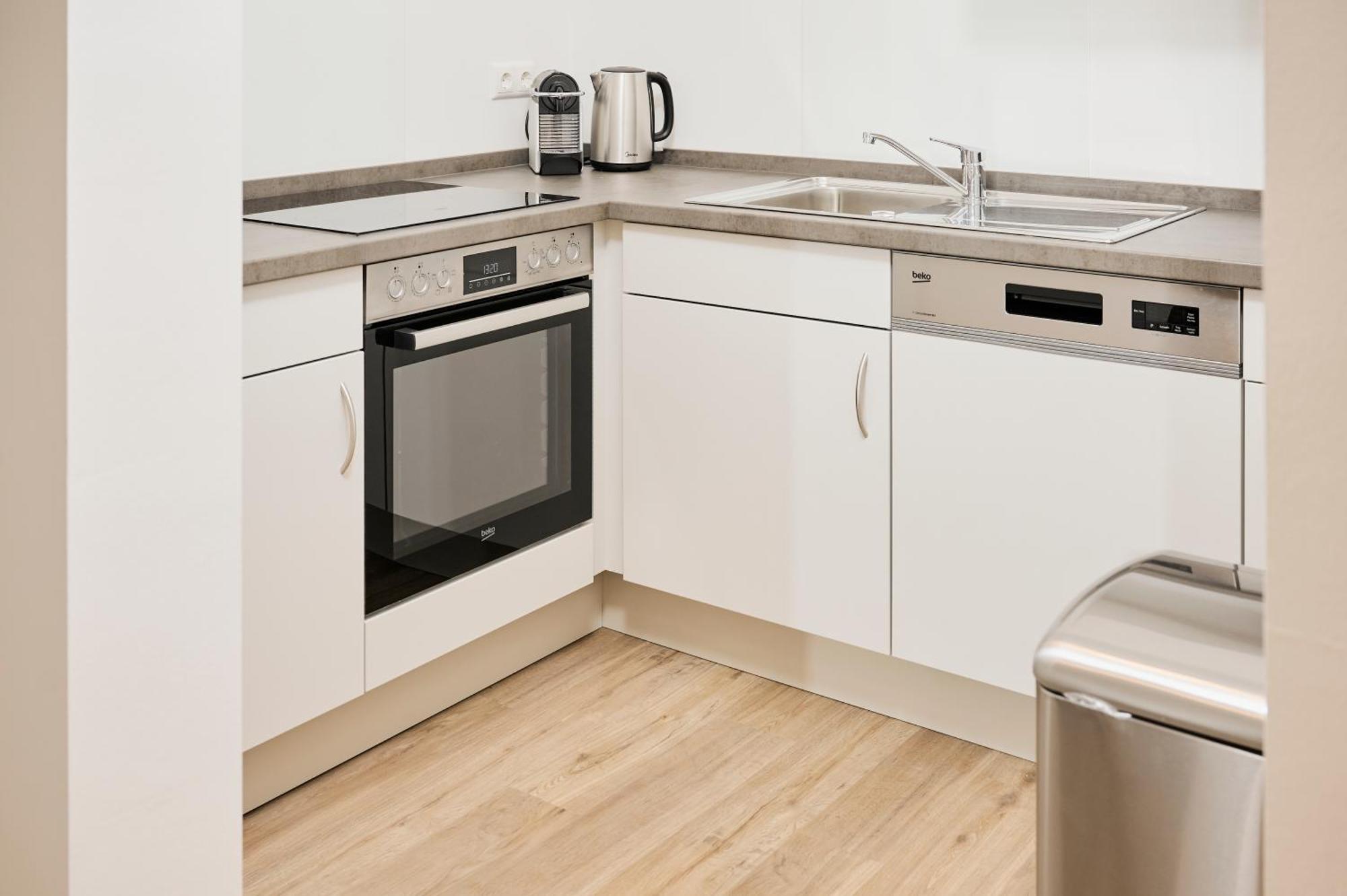 Moderne Apartments Mit Highspeed-Wlan Und Gratis-Tiefgarage Ihr Perfekter Rueckzugsort Nahe Dem Zentrum Und Der Therme I Barrierearm Μπαντ Κίσινγκεν Εξωτερικό φωτογραφία